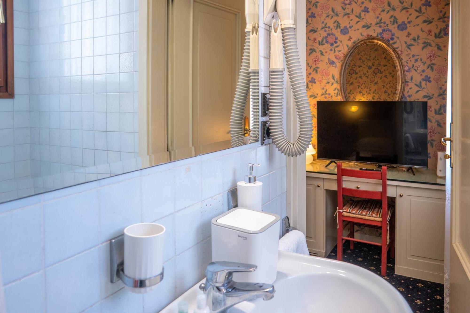 Hotel Giustizia 3*